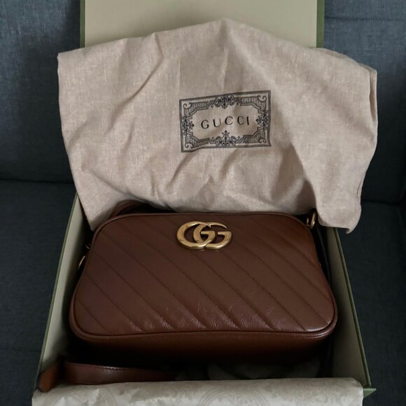 Gucci GG Small Marmont Matelasse Shoulder Bag in Brown - Picture 5 of 12